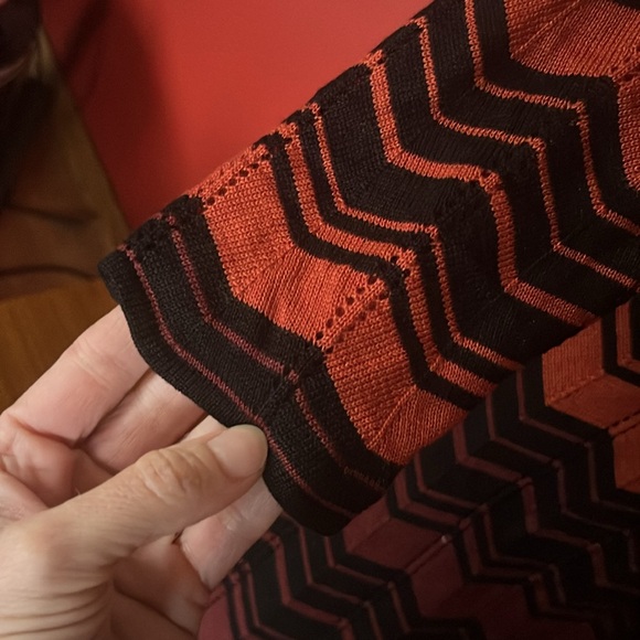 Like new db established 1962 2 layer chevron dress - Picture 5 of 16